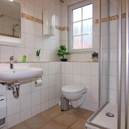 Doppelhaushaelfte Bernsteinhaus I, Trassenheide